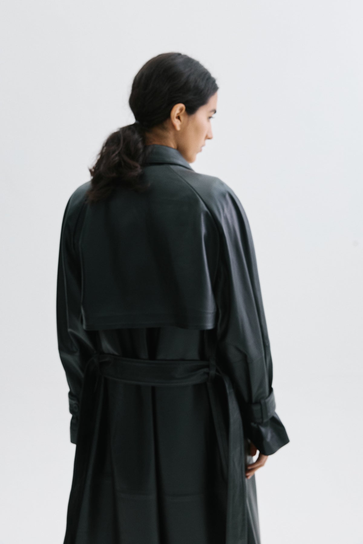 Trench Saavedra cuero