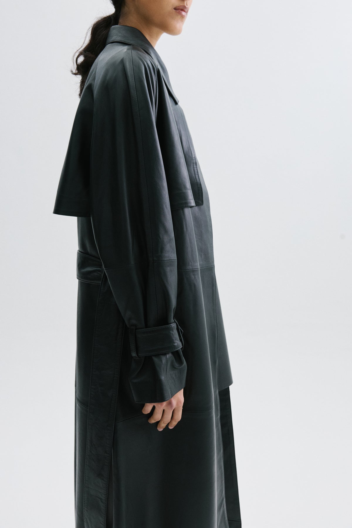 Trench Saavedra cuero