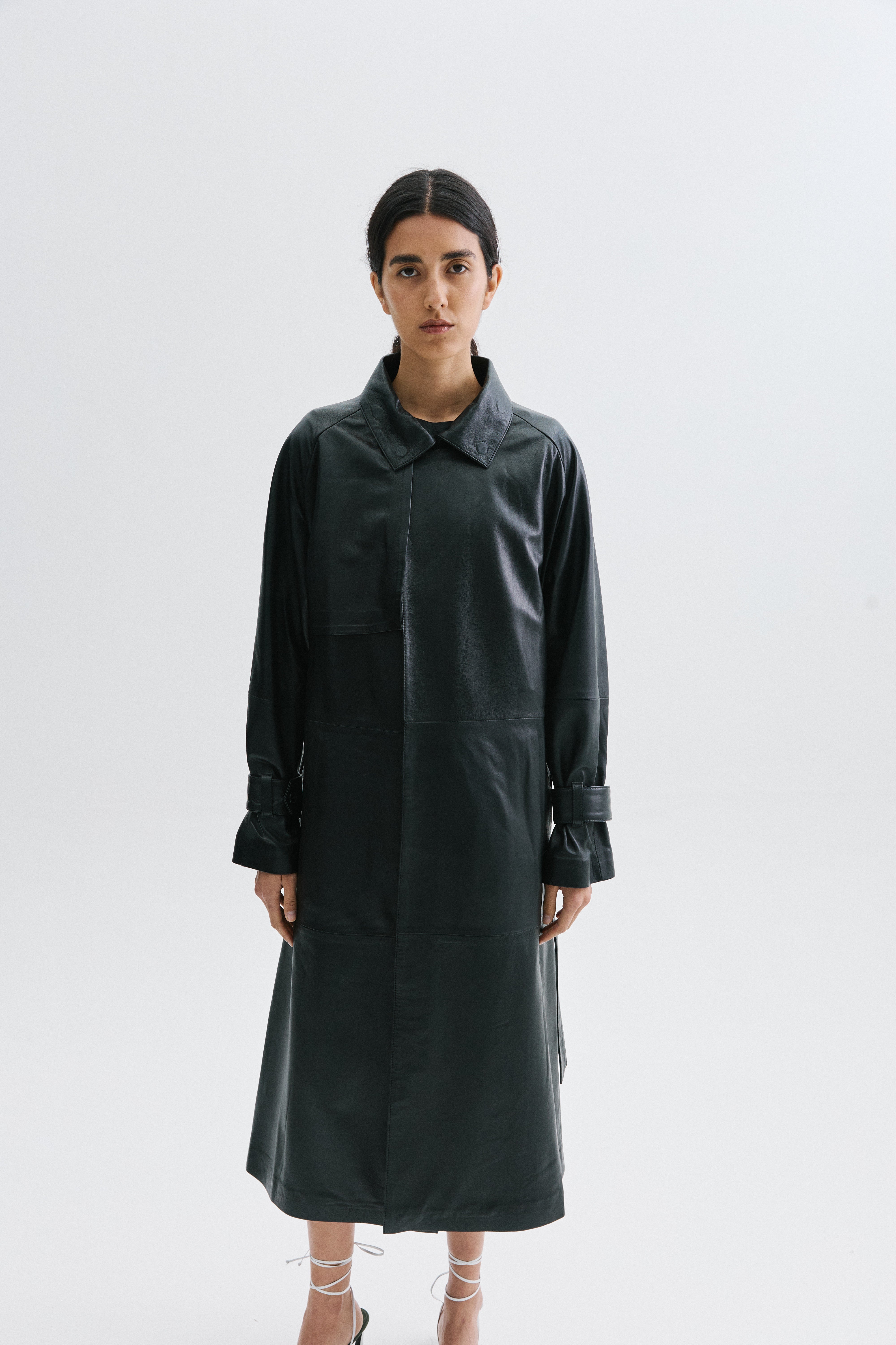 Trench Saavedra cuero