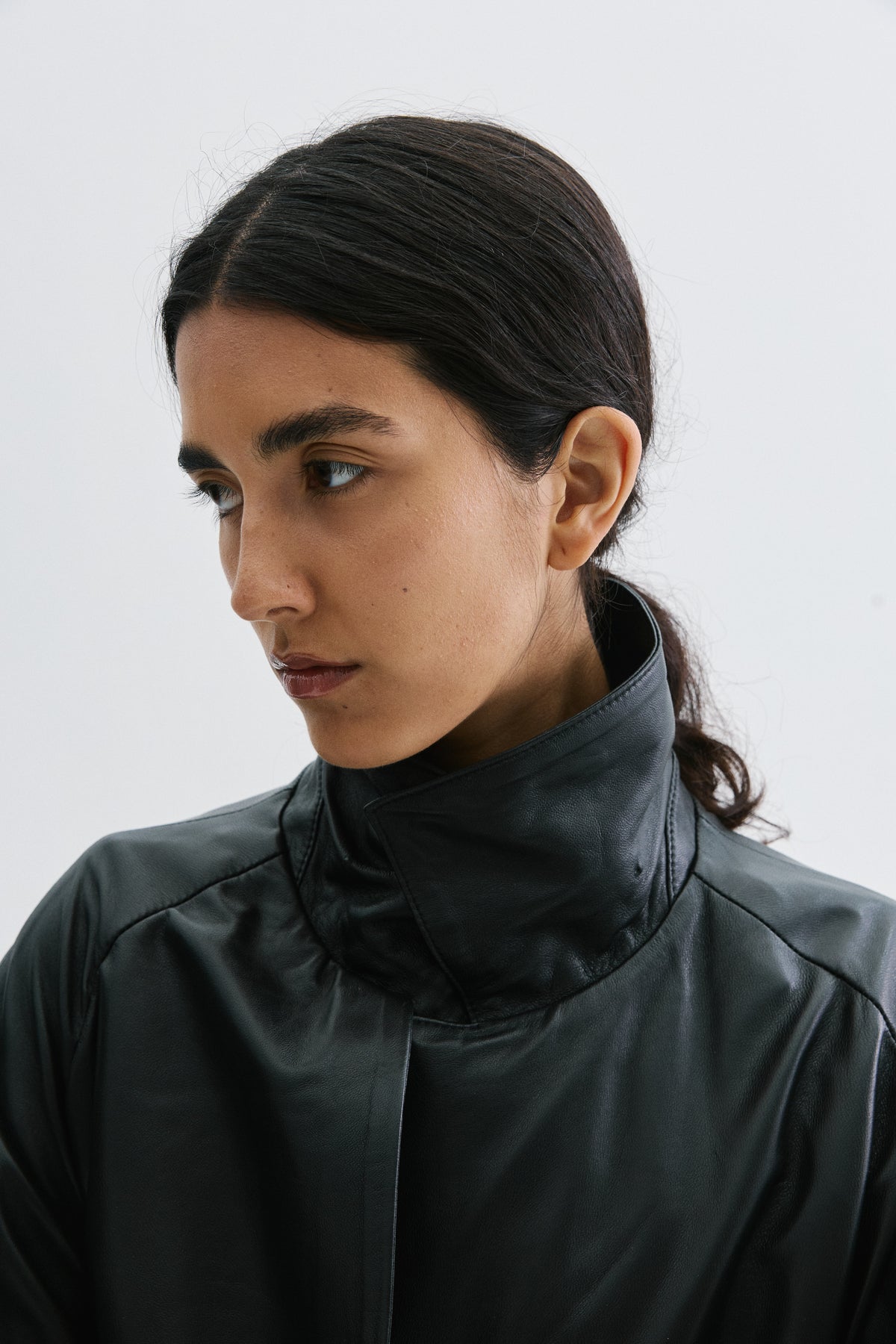 Trench Saavedra cuero